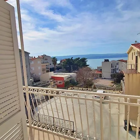 Apartment Mandalinic Omis