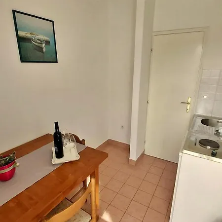 Mandalinic Apartment Omis