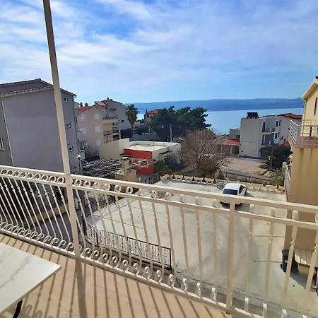 Apartment Mandalinic Omis